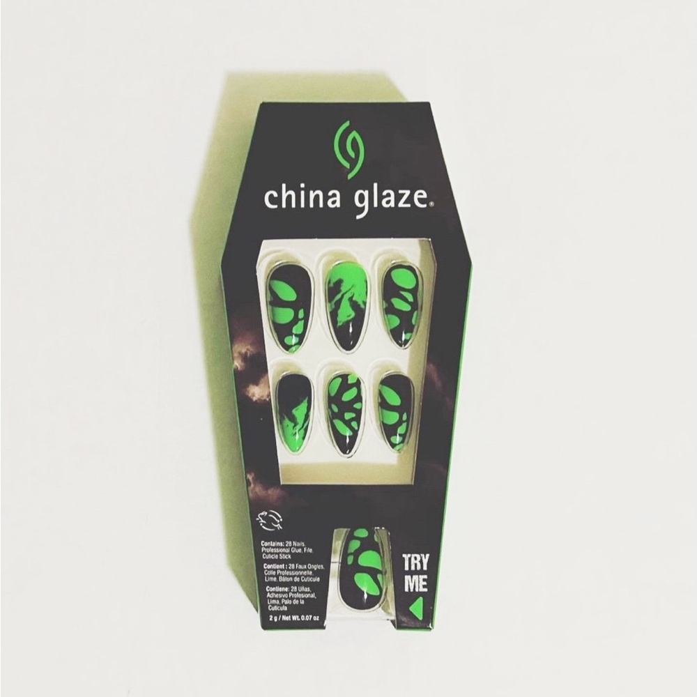 ⭐️5 For 25⭐️ China Glaze Nail Tips Scardey Cat